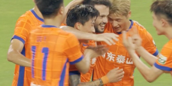 神瓦科！卡扎伊什维利连场戴帽，战国安4球+战申花3球！